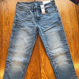 American Eagle Airflex Jeans 28' W x 32" L